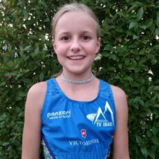 Sara Hutter mit U12- Kantonalrekord Sara Hutter mit U12- Kantonalrekord